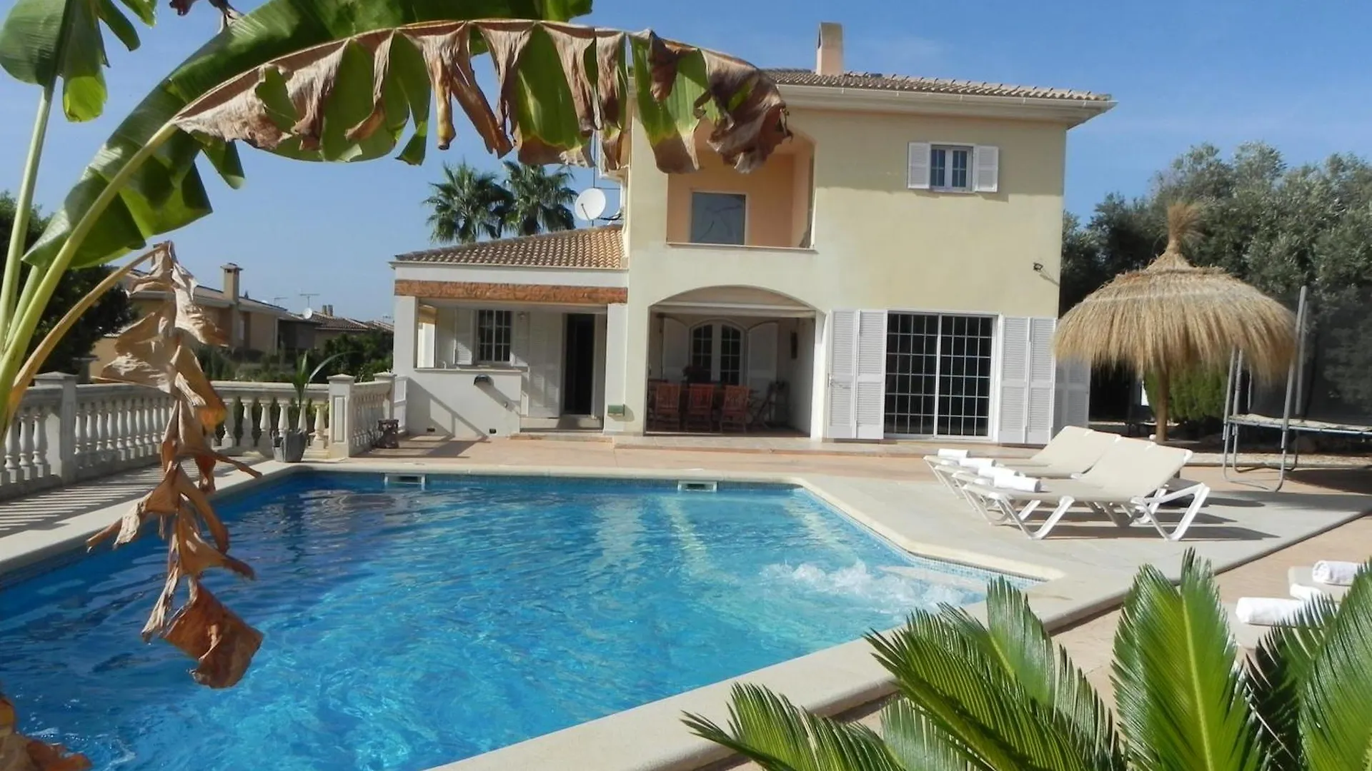 Beautiful Villa With A Pool Mallorca - Villa Sayana パルマ・デ・マリョルカ